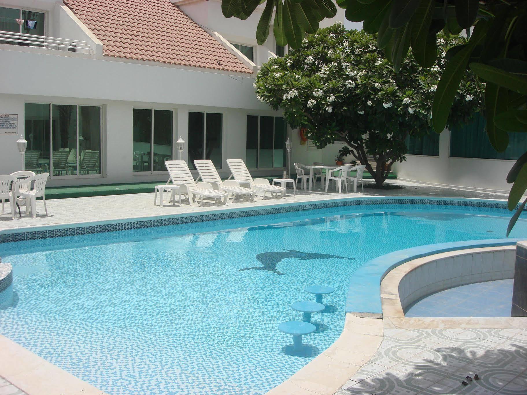 Al Khalidiah Resort Sharjah Exterior foto