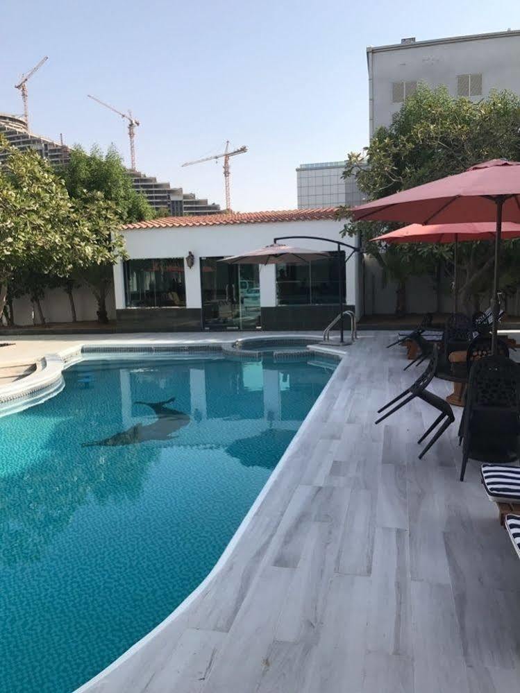 Al Khalidiah Resort Sharjah Exterior foto